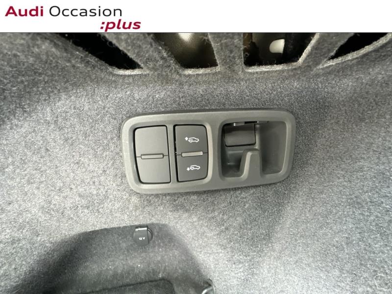 Voitures occasions Audi Q8 Compétition Lille