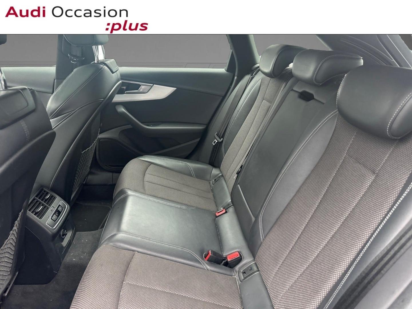 Voitures occasions Audi A4 Avant S line Lille