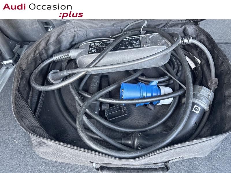 Voitures occasions Audi Q8 Compétition Lille
