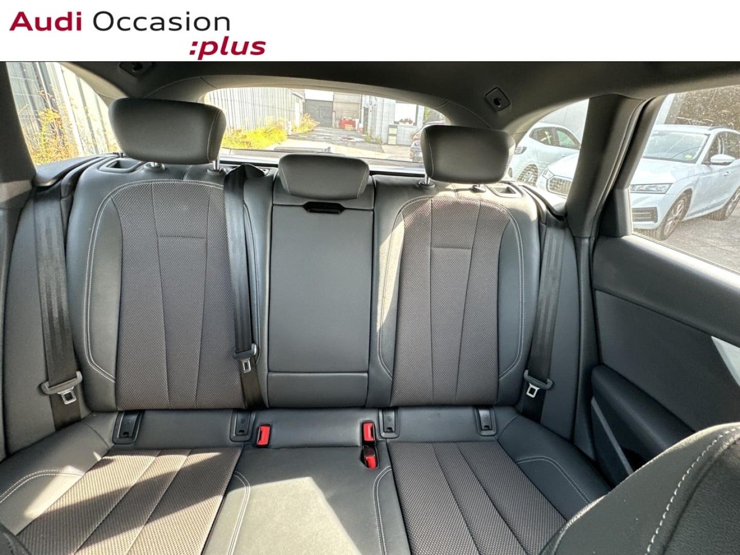 Voitures occasions Audi A4 Avant S line Lille