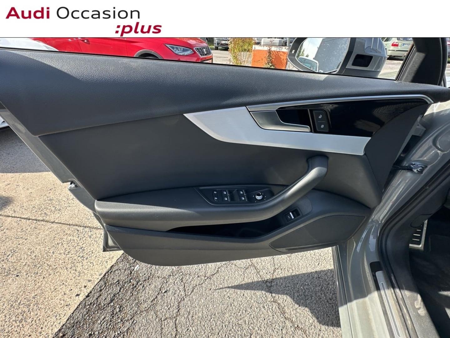 Voitures occasions Audi A4 Avant S line Lille