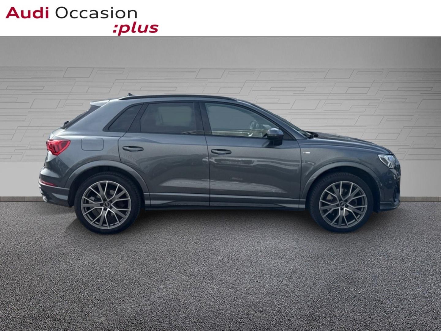 Voitures occasions Audi Q3 S line Lille
