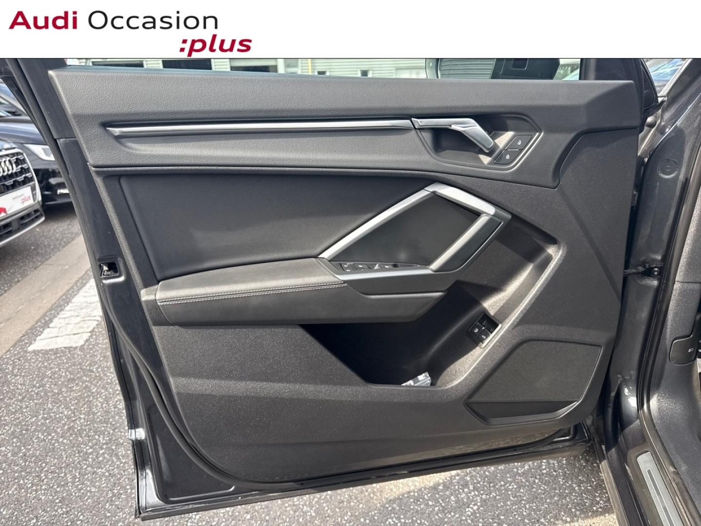 Voitures occasions Audi Q3 S line Lille