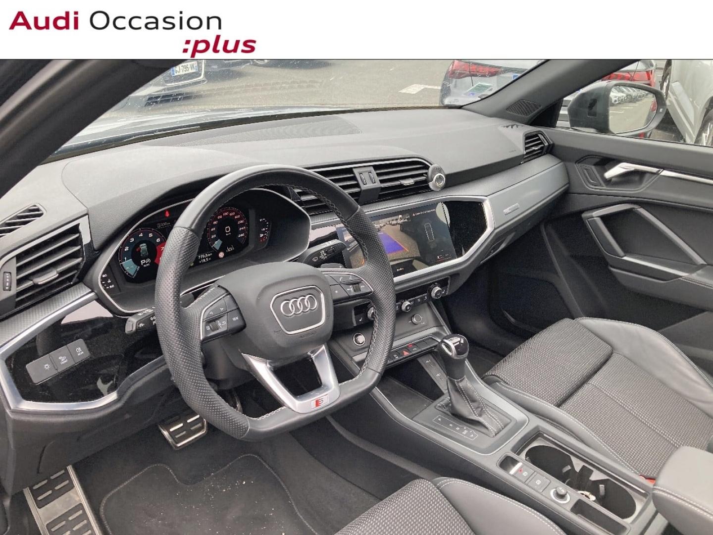 Voitures occasions Audi Q3 S line Lille