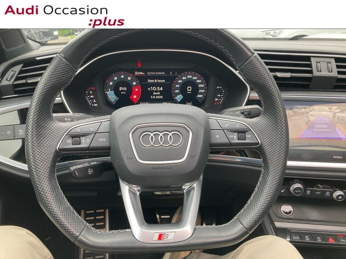Voitures occasions Audi Q3 S line Lille