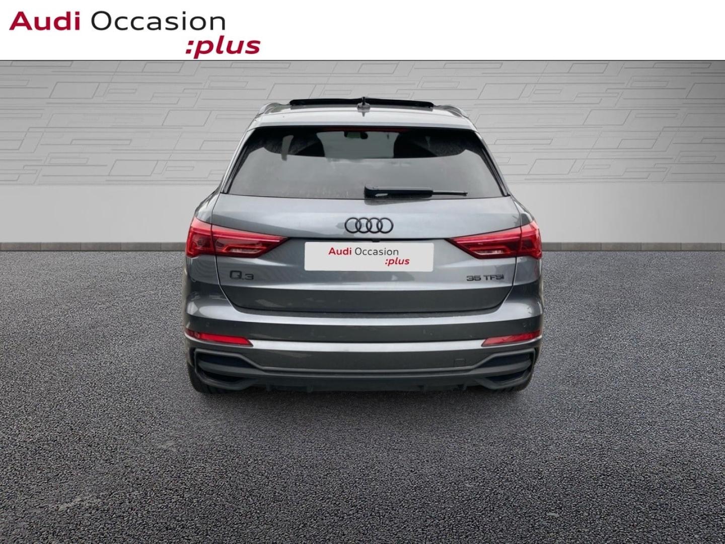 Voitures occasions Audi Q3 S line Lille
