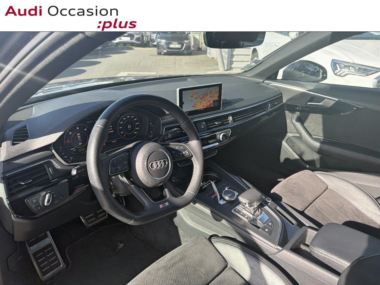Voitures occasions Audi A4 Avant S line Lille