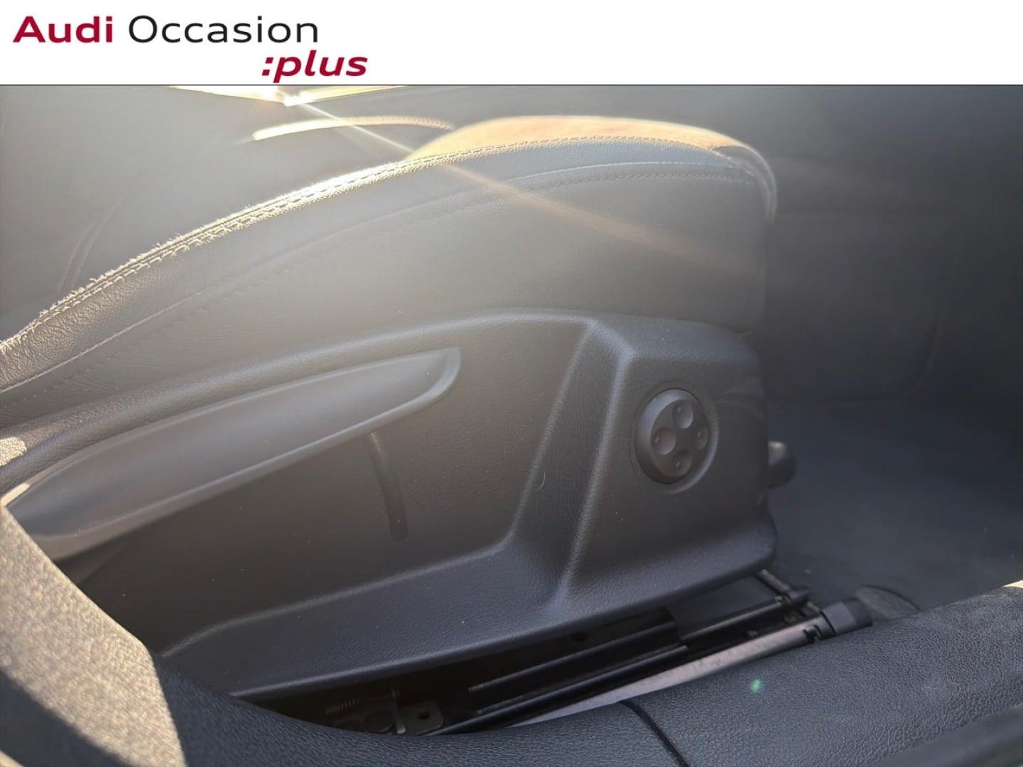 Voitures occasions Audi A4 Avant S line Lille