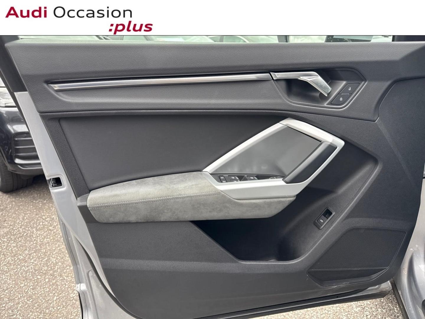 Voitures occasions Audi Q3 Design Luxe Lille