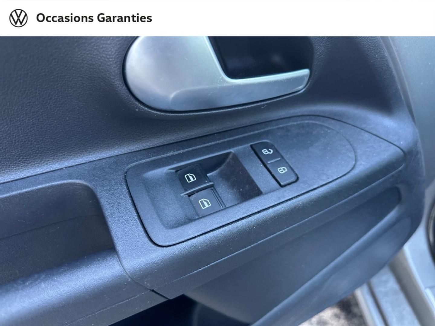 Voitures occasions VOLKSWAGEN up! Active Lille