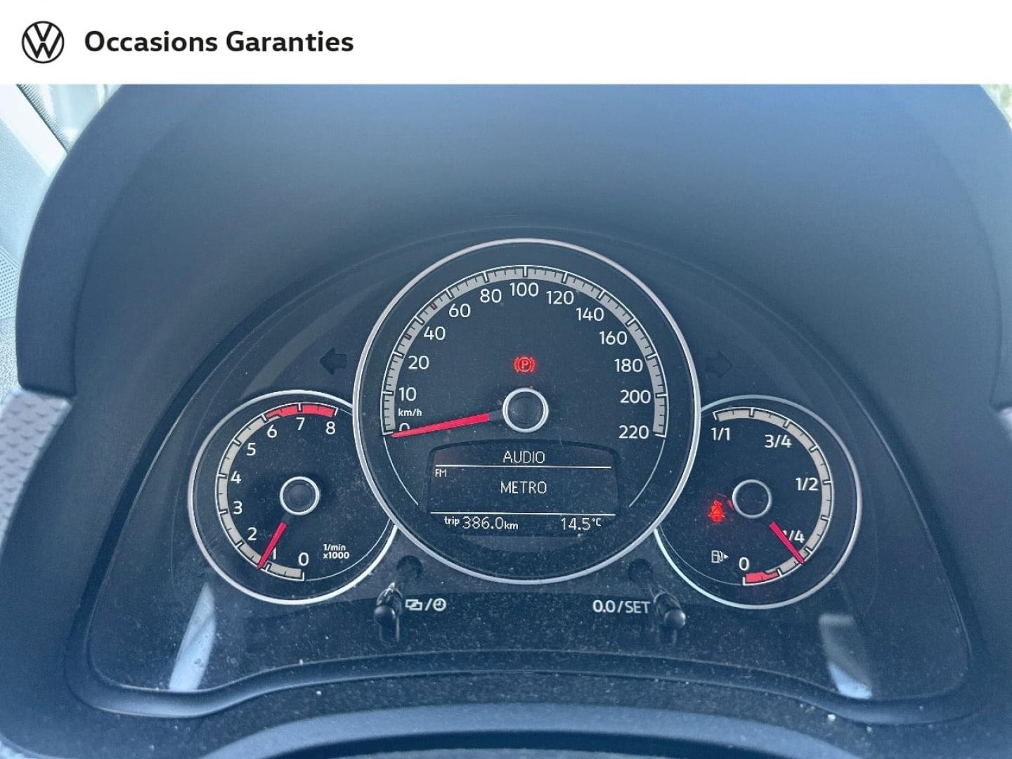 Voitures occasions VOLKSWAGEN up! Active Lille