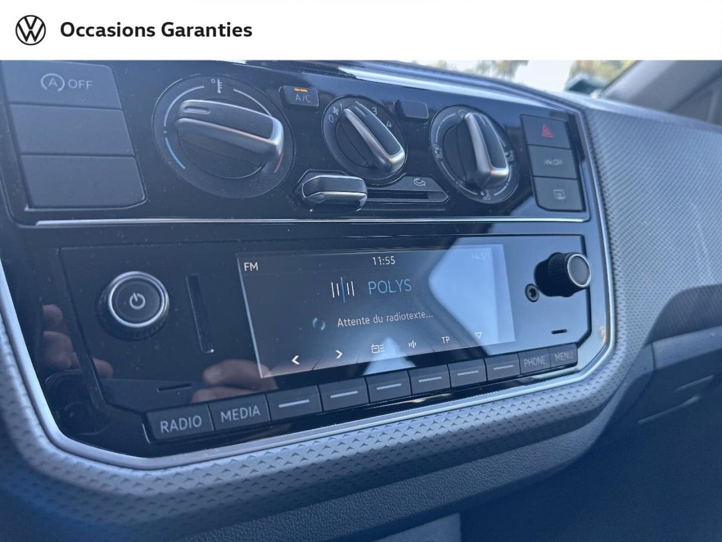 Voitures occasions VOLKSWAGEN up! Active Lille