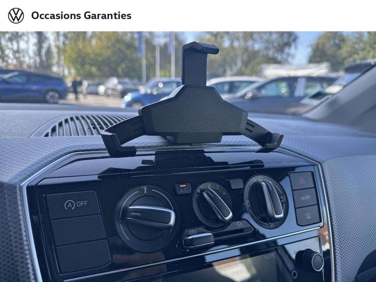 Voitures occasions VOLKSWAGEN up! Active Lille