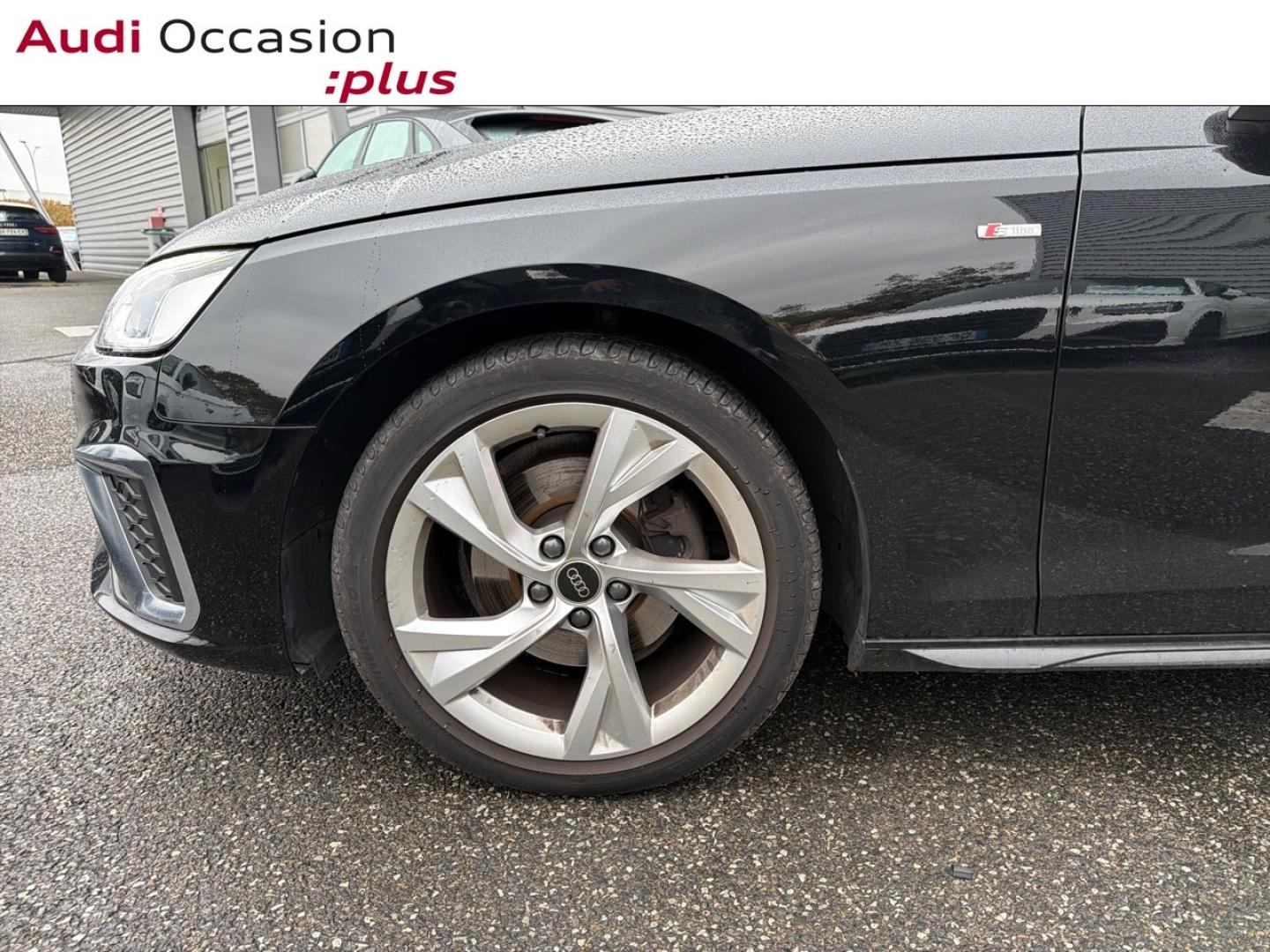 Voitures occasions Audi A4 Avant S line Lille