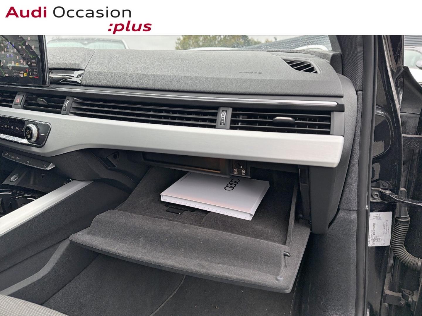 Voitures occasions Audi A4 Avant S line Lille