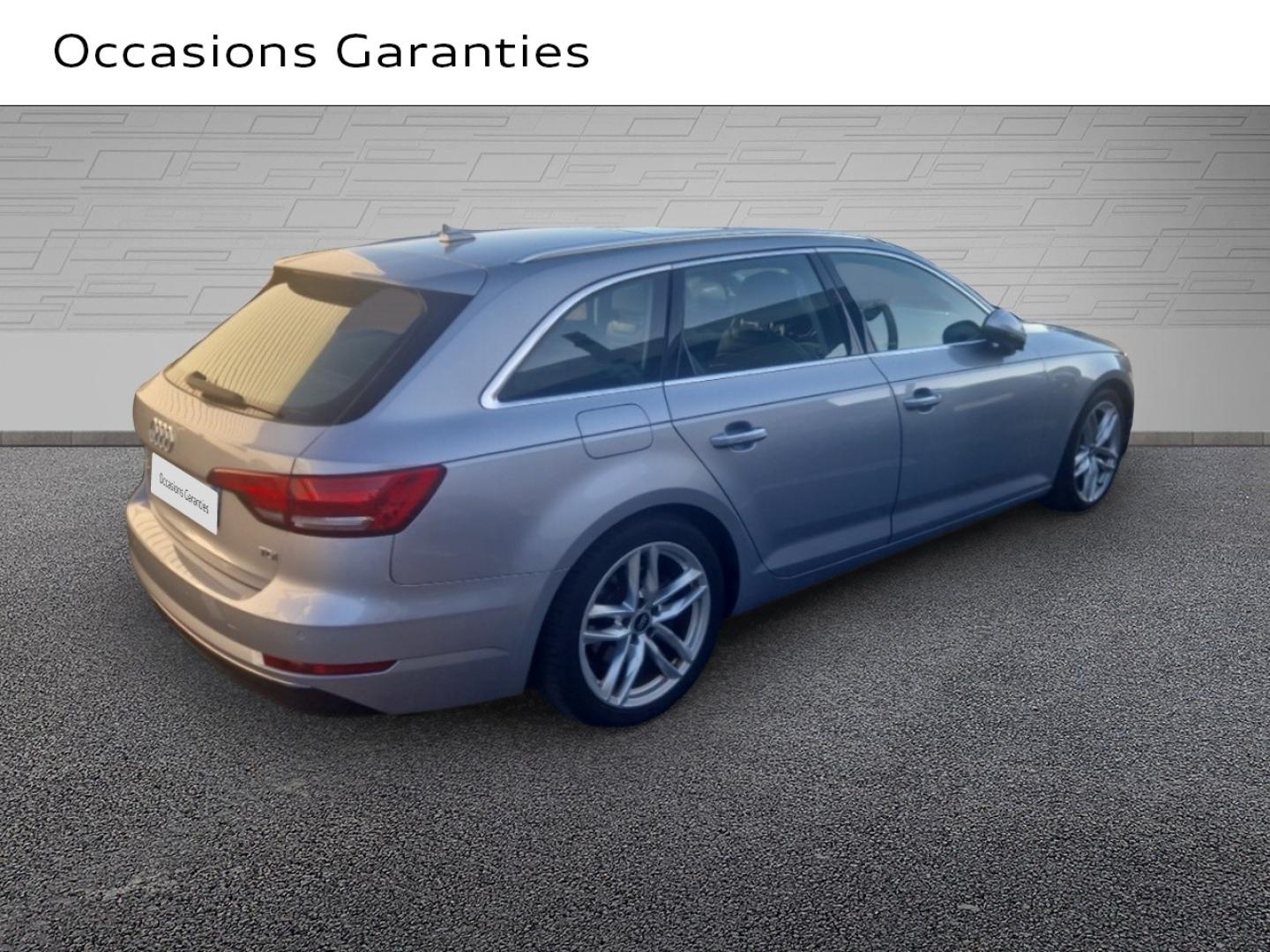 Voitures occasions Audi A4 Avant Design Luxe Lille