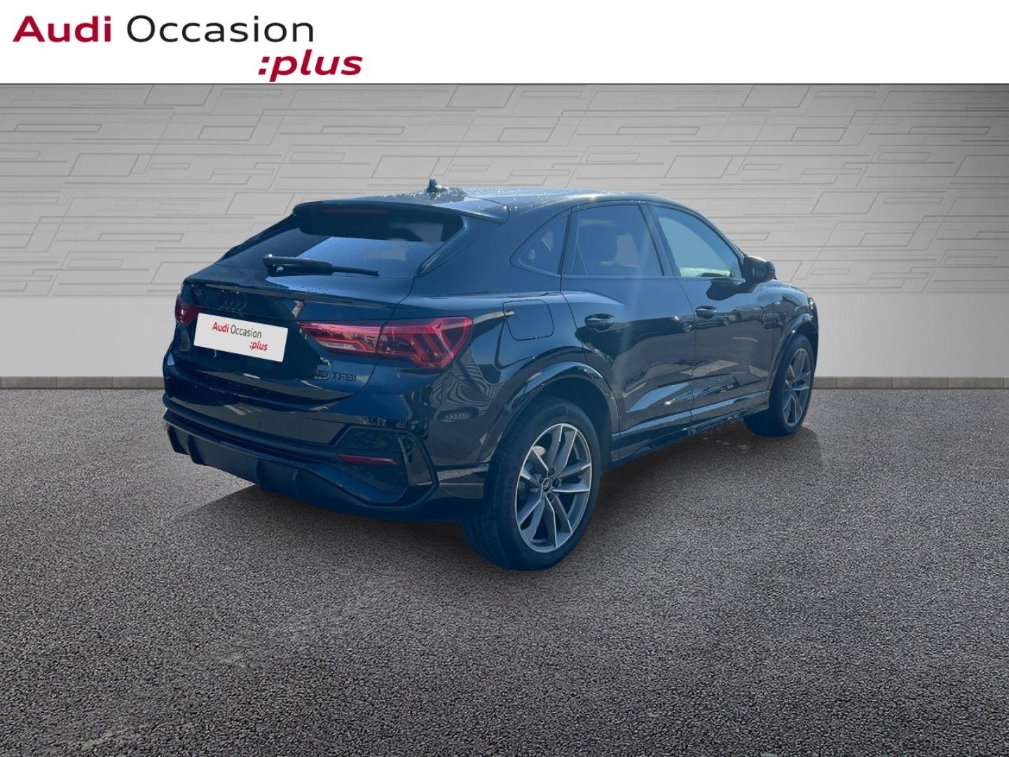 Voitures occasions Audi Q3 Sportback S line Lille