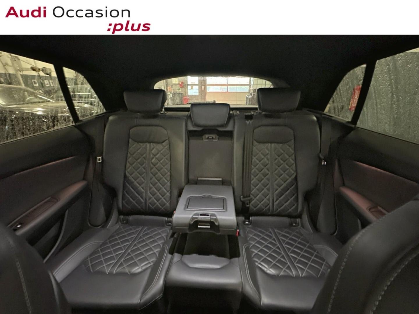 Voitures occasions Audi Q8 Compétition Lille