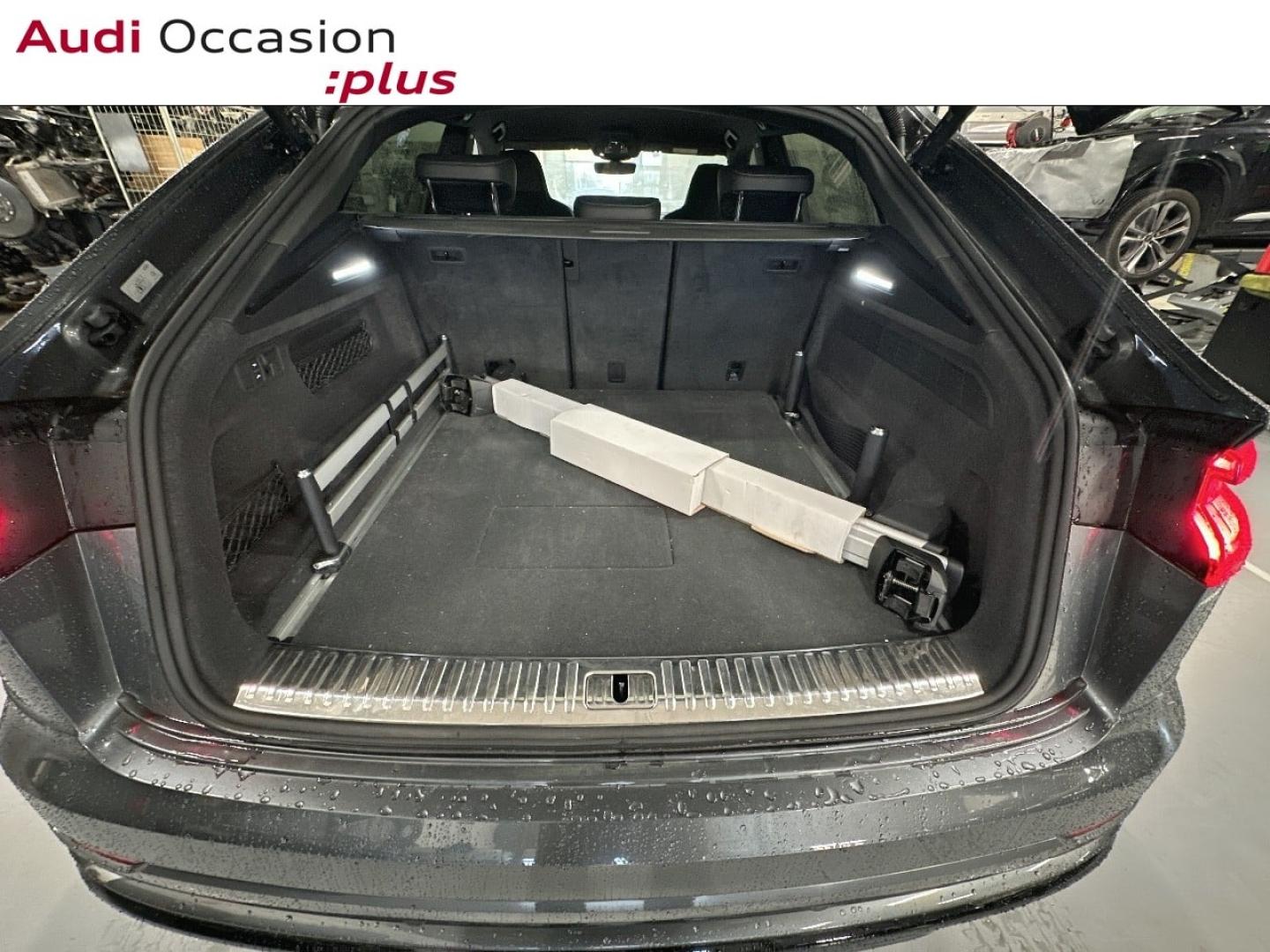 Voitures occasions Audi Q8 Compétition Lille