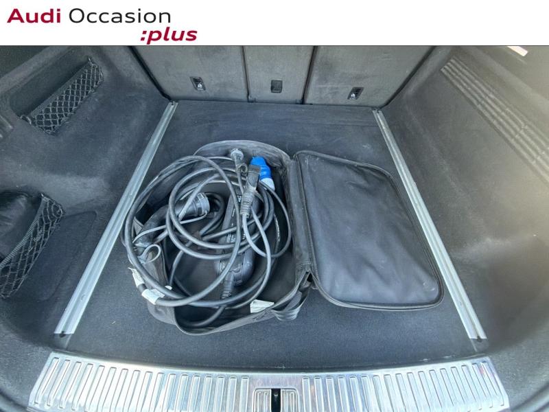 Voitures occasions Audi Q8 Compétition Lille