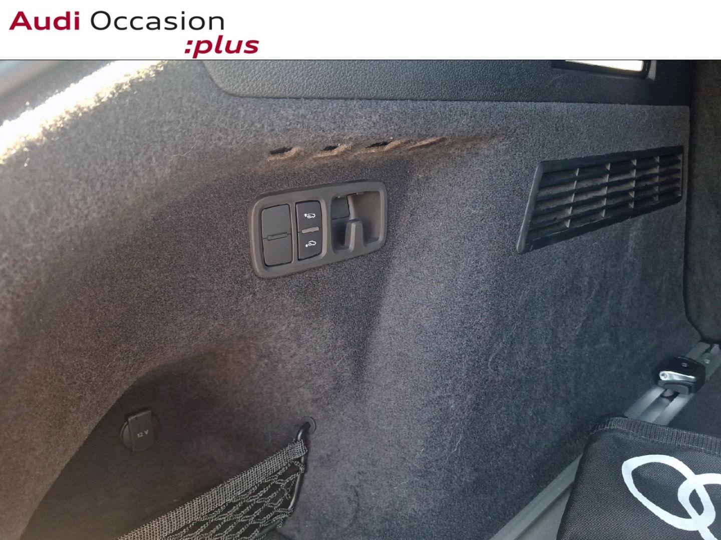 Voitures occasions Audi Q8 Compétition Lille