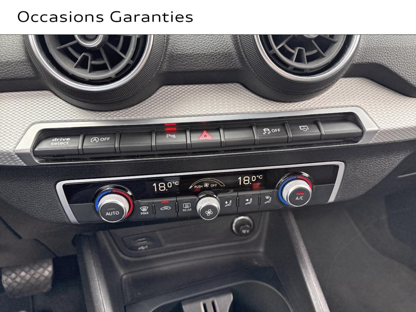 Voitures occasions Audi Q2 Business line Lens