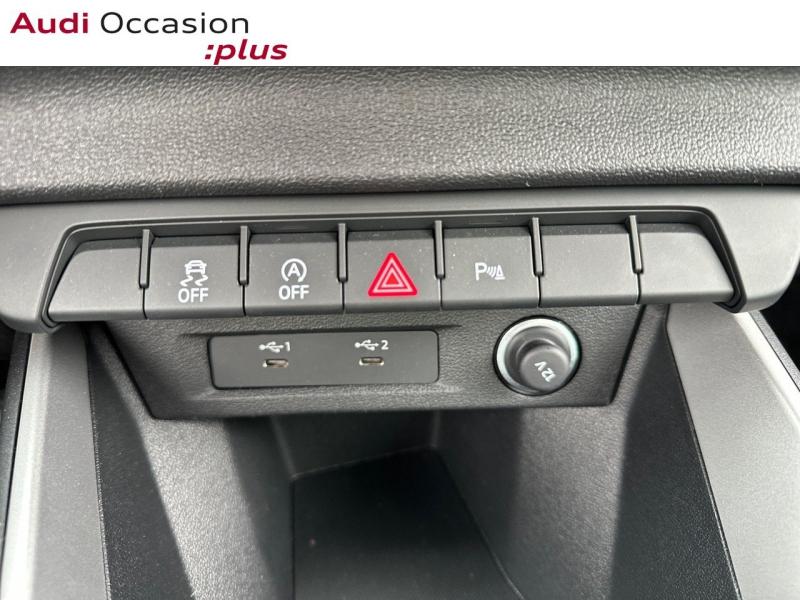 Voitures occasions Audi A1 Sportback Design Lens