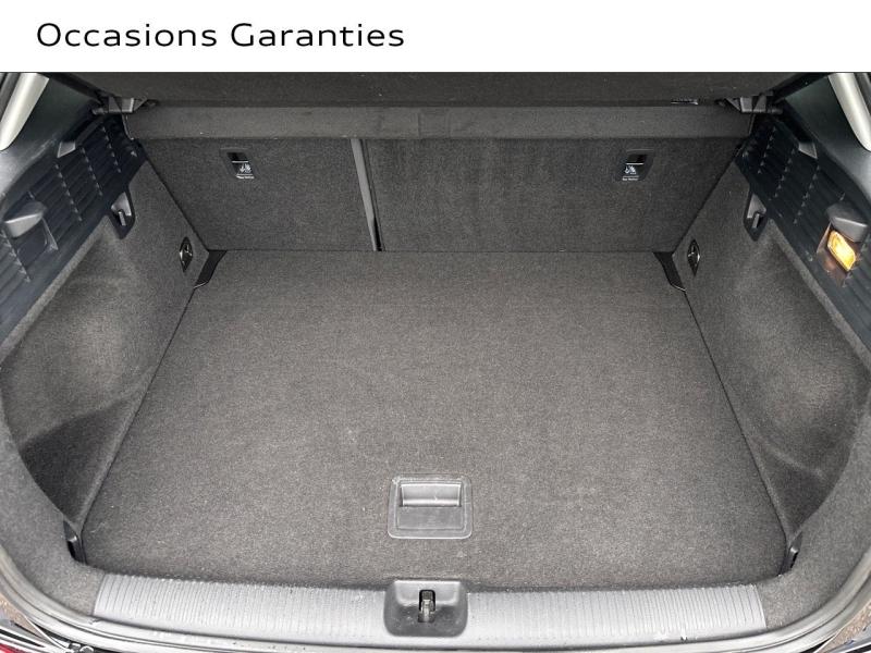 Voitures occasions Audi Q2 Design Lens