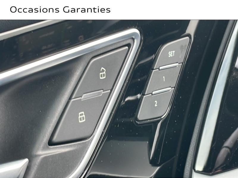 Voitures occasions Audi Q4 e-tron Design Luxe Lens