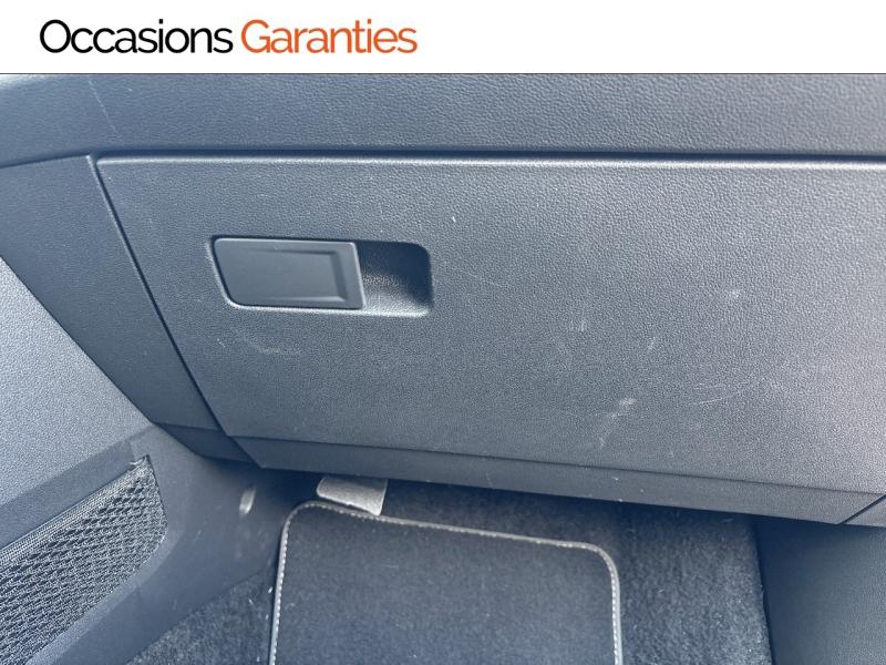 Voitures occasions VOLKSWAGEN GOLF Style Lens