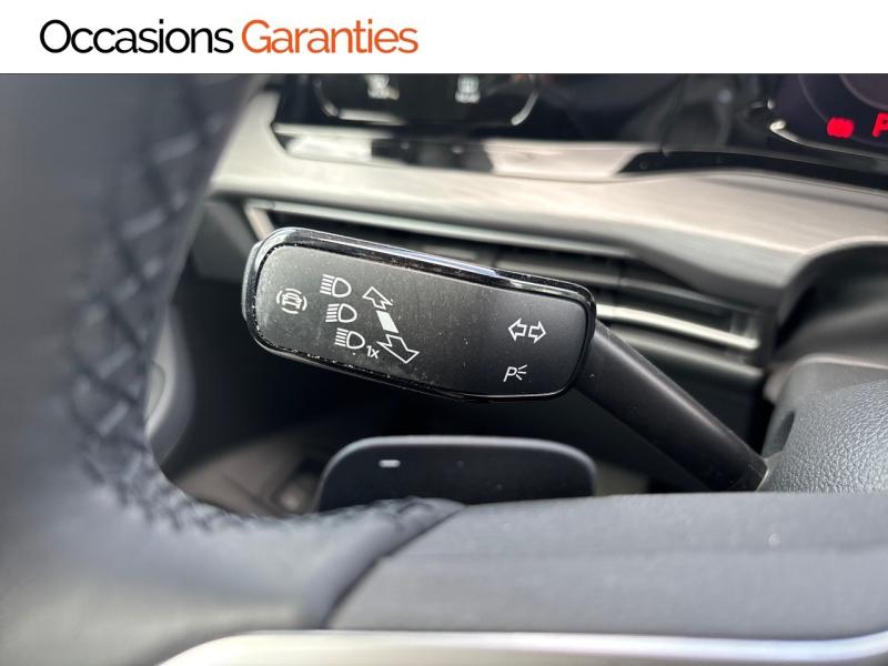 Voitures occasions VOLKSWAGEN GOLF Style Lens