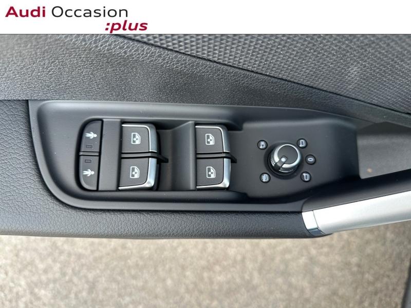 Voitures occasions Audi Q2 Design Lens