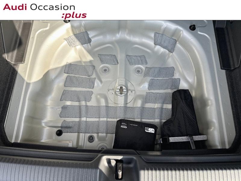 Voitures occasions Audi Q2 Design Lens