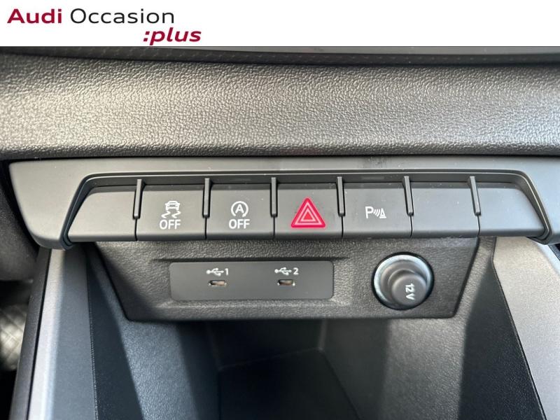 Voitures occasions Audi A1 Sportback Design Lens