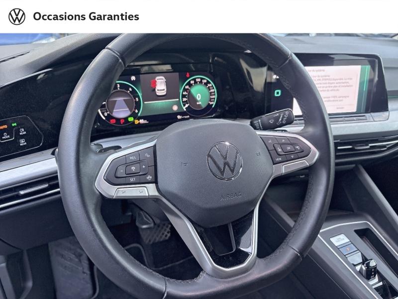 Voitures occasions VOLKSWAGEN GOLF Life Business Lens