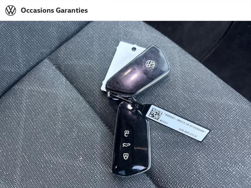 Voitures occasions VOLKSWAGEN GOLF Life Business Lens