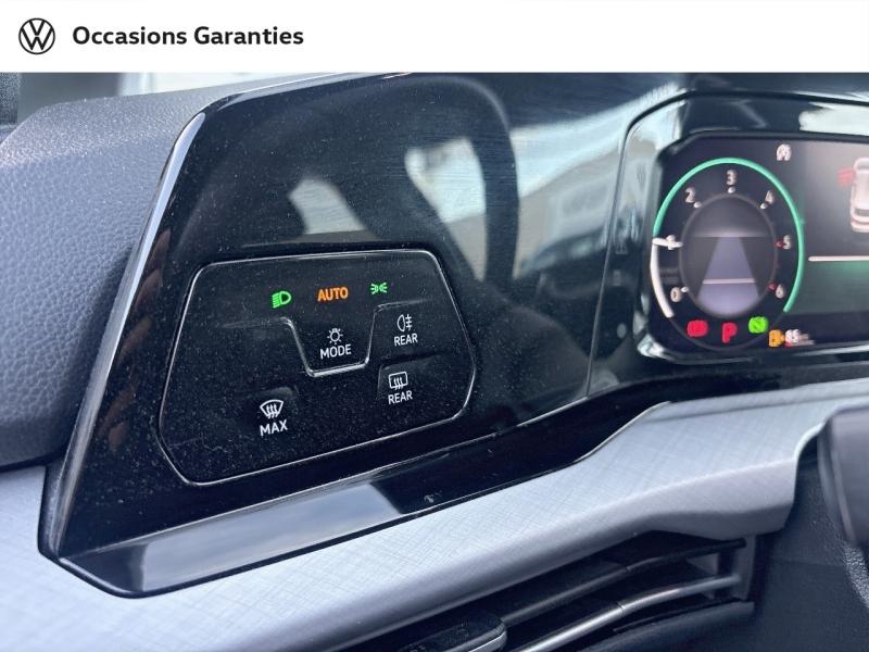 Voitures occasions VOLKSWAGEN GOLF Life Business Lens