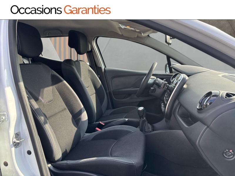 Voitures occasions RENAULT CLIO Trend Lens