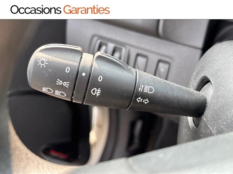 Voitures occasions RENAULT CLIO Trend Lens