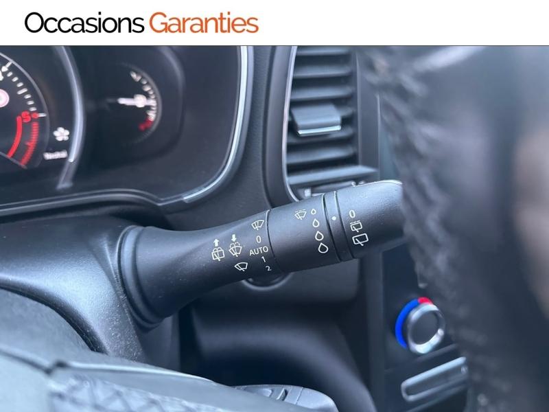 Voitures occasions RENAULT MÉGANE Intens Lens