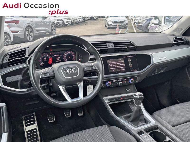 Voitures occasions Audi Q3 Design Lens