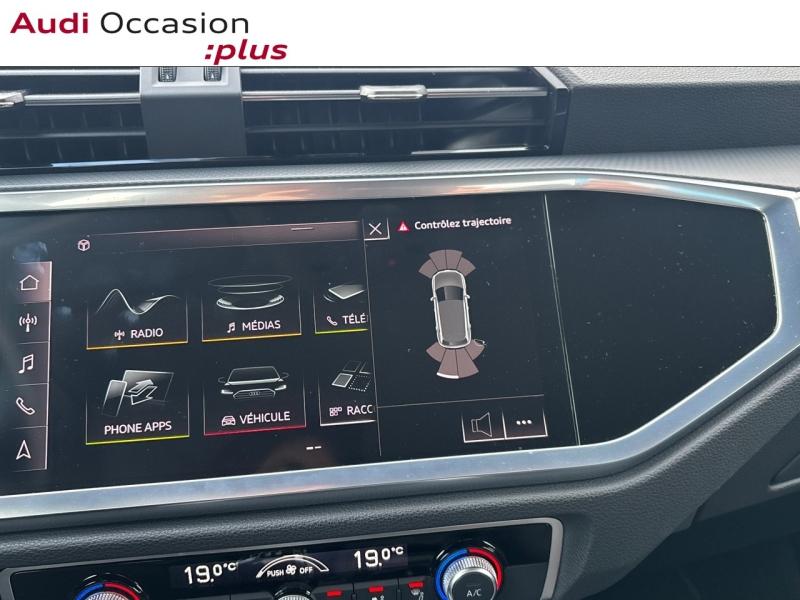 Voitures occasions Audi Q3 Design Lens