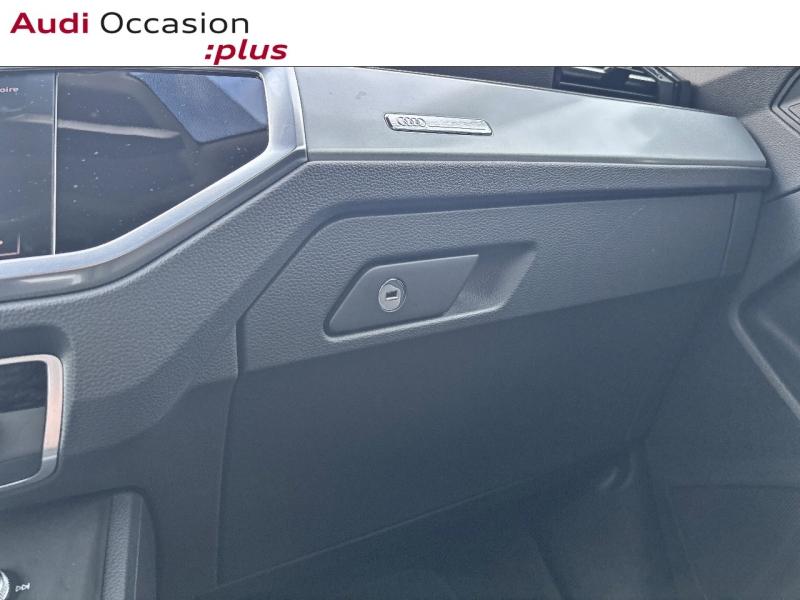 Voitures occasions Audi Q3 Design Lens