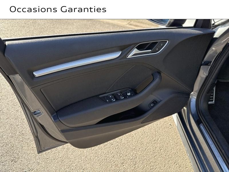 Voitures occasions Audi A3 Sportback Design luxe Lens