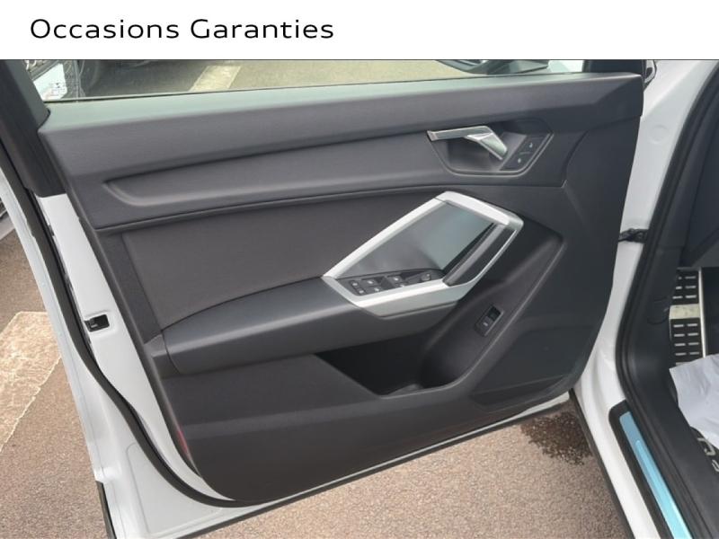 Voitures occasions Audi Q3 Base Lens