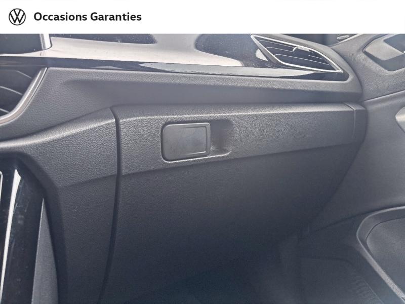 Voitures occasions VOLKSWAGEN T-ROC R-Line Lens