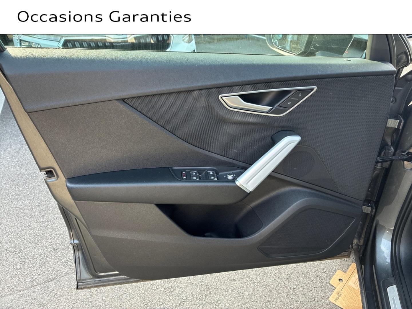 Voitures occasions Audi Q2 Advanced Lens