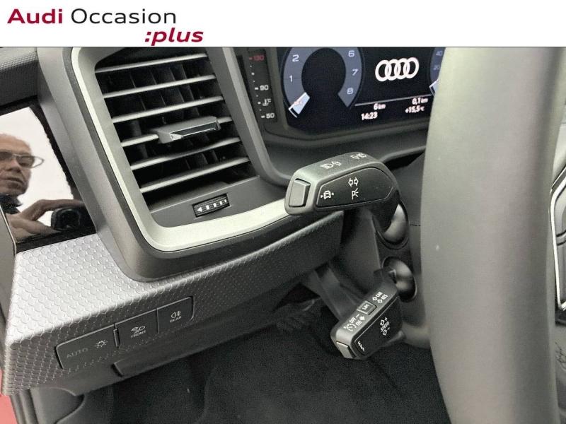 Voitures occasions Audi A1 Sportback Design Lens