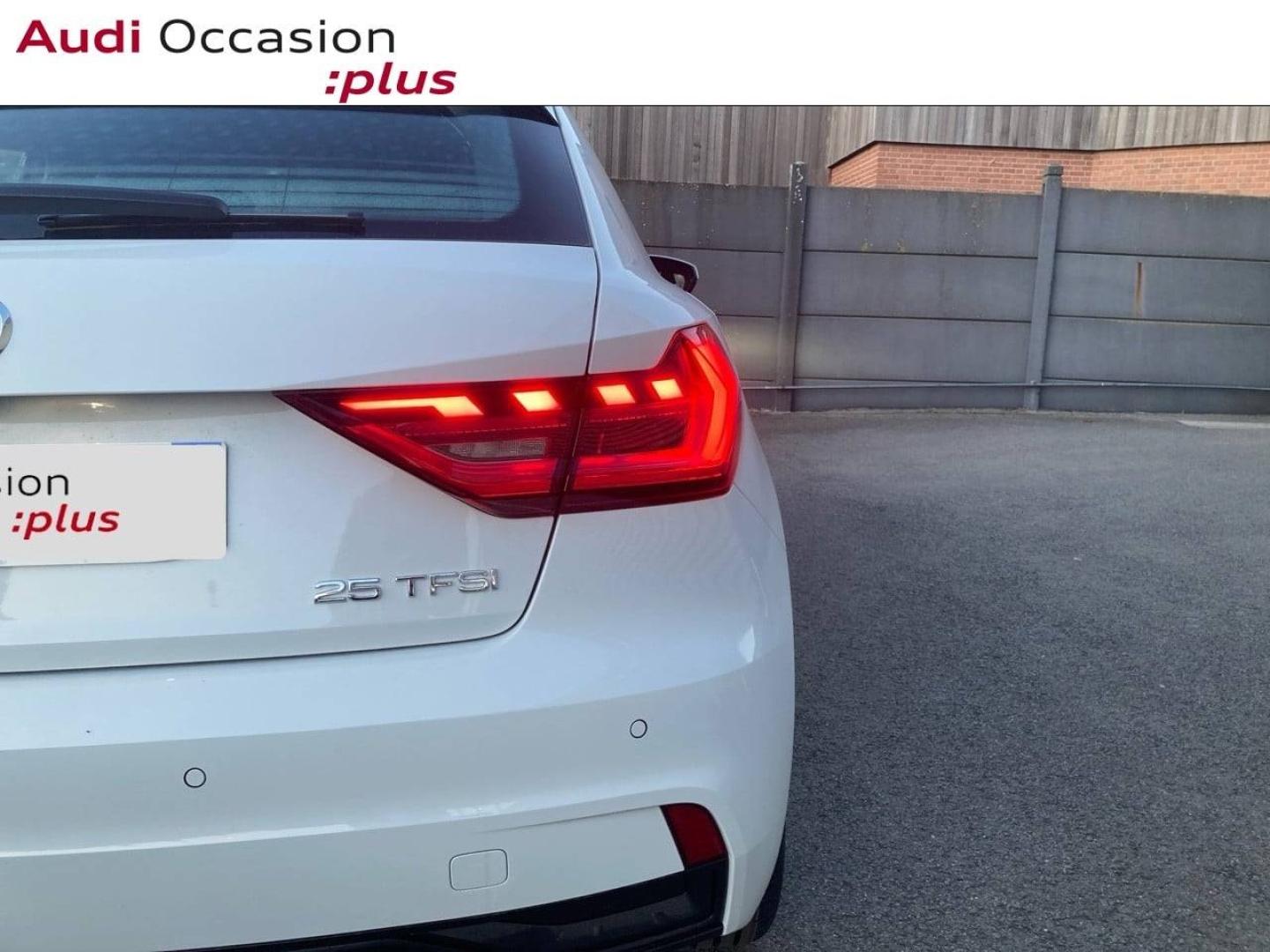 Voitures occasions Audi A1 Sportback Design Lens