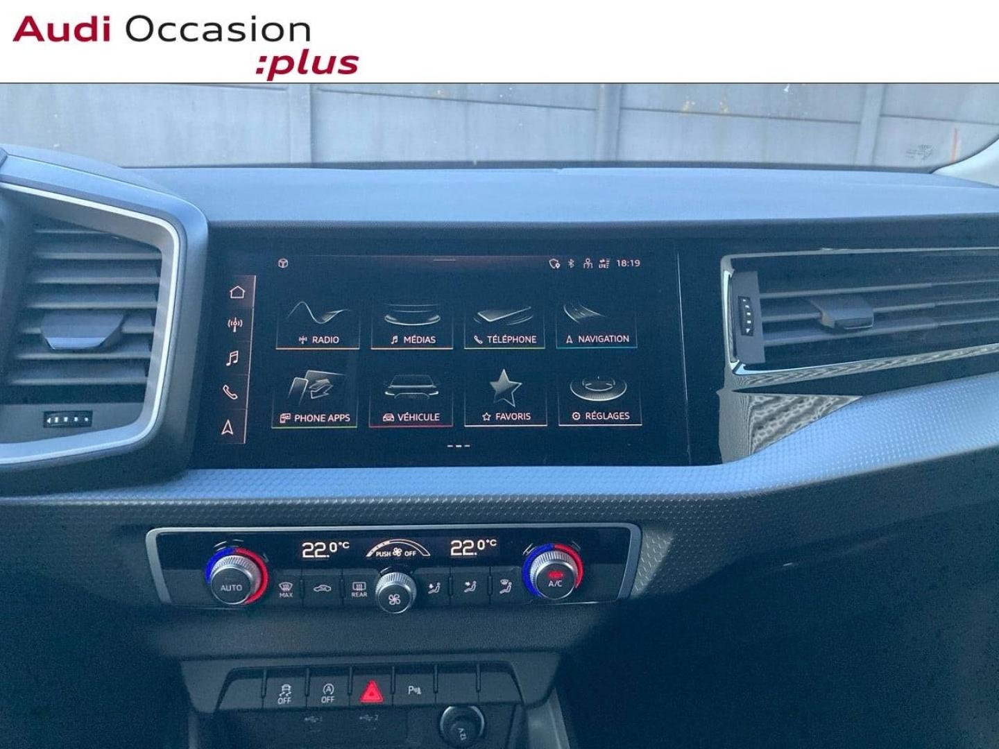 Voitures occasions Audi A1 Sportback Design Lens